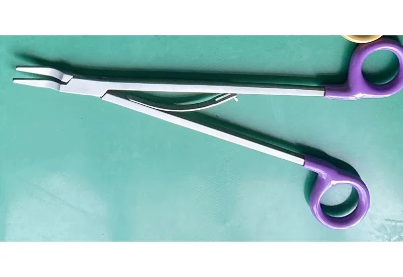 Open Surgery Titanium Clip Applier for Models LT100, LT200, LT300, LT400