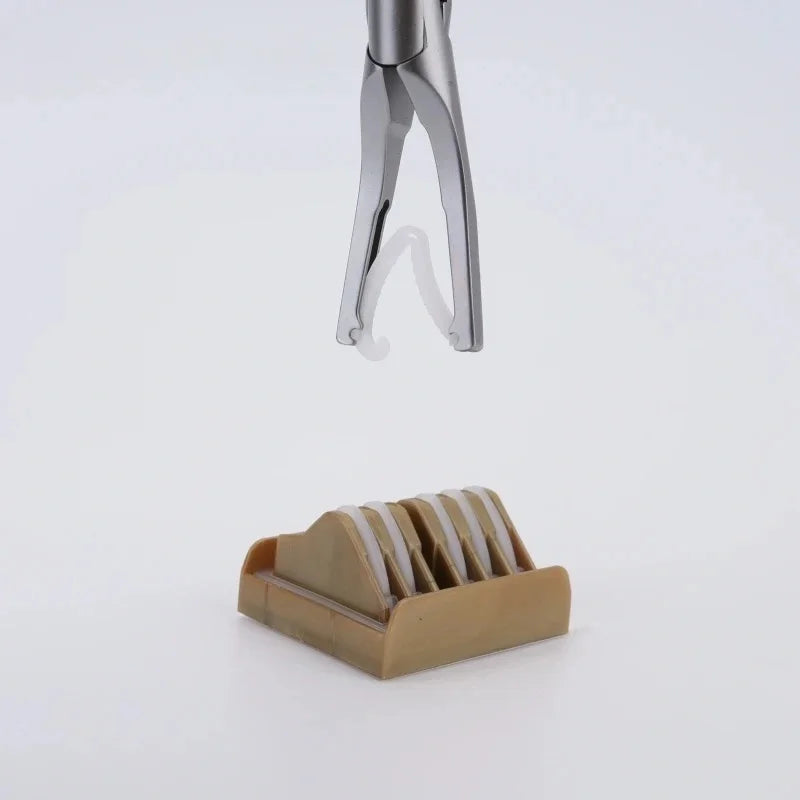 Hem-O-Lok Polymer Ligating Clips, 84 Clips/14 Cartridges Per Box, Non-absorbable Hemostatic Clips for Surgical Vessel Ligation