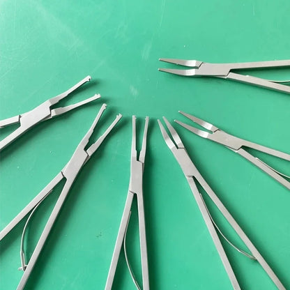 Open Surgery Titanium Clip Applier for Models LT100, LT200, LT300, LT400